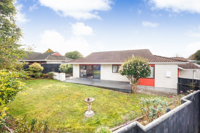 14 Fraser Court, Roslyn, Palmerston North - Carousel 1