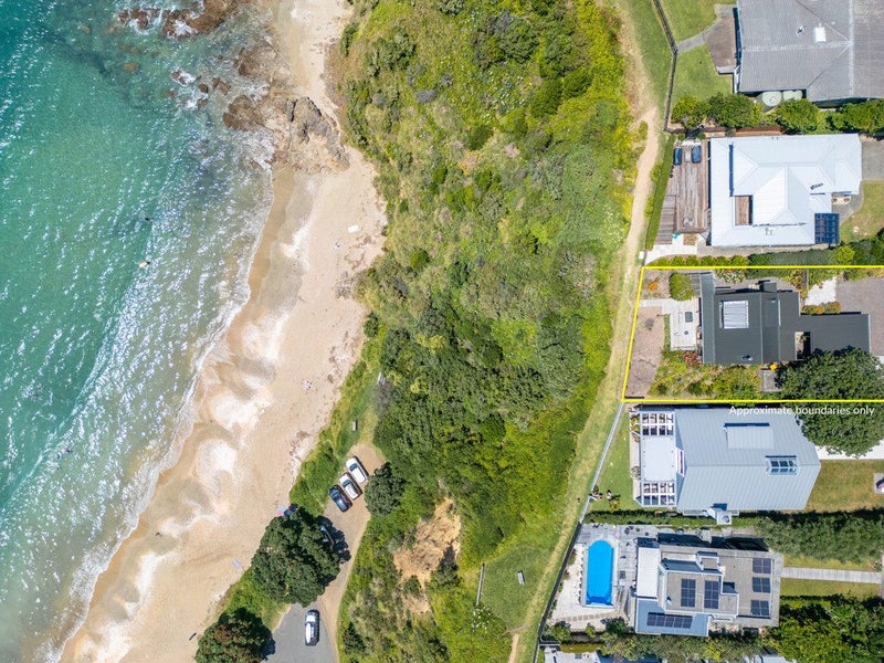 189 Ocean View Road, Oneroa, Waiheke Island - Carousel 2