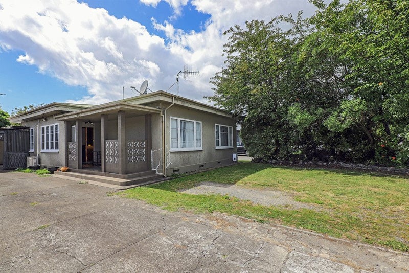 222 Mayfair Avenue, Mayfair, Hastings - Carousel 1