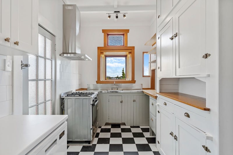 42 Sefton Avenue, Grey Lynn, Auckland - Carousel 2