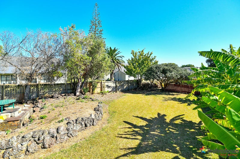 24 Lynette Place, Mangere, Auckland - Carousel 10