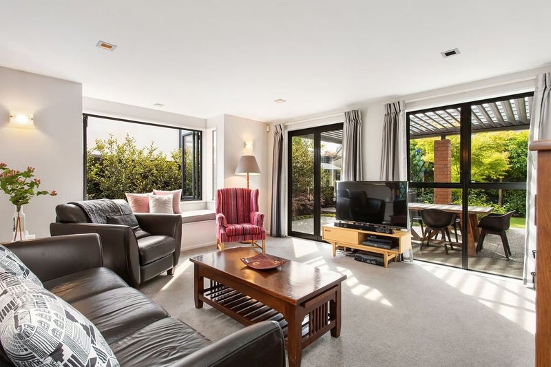 89A Hawthorne Street, Strowan, Christchurch - Carousel 25