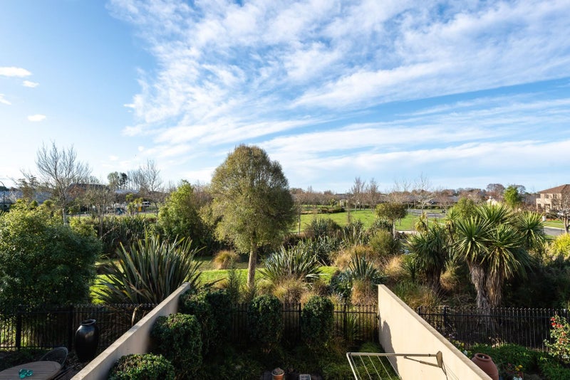 20 Beechwood Drive, Northwood, Christchurch - Carousel 19