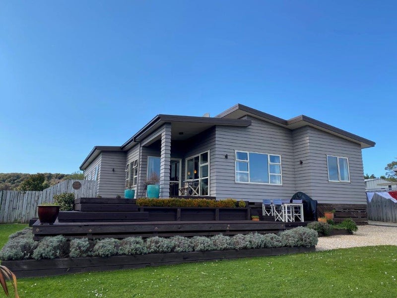 10 Mcdonald Place, Collingwood - Carousel 1