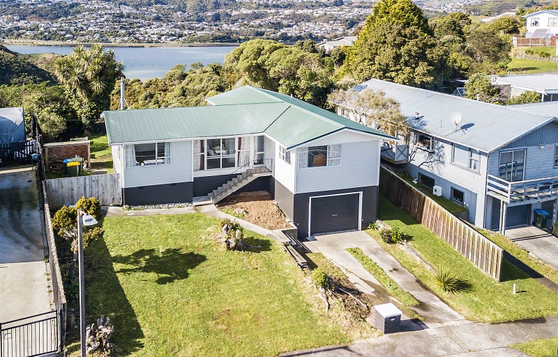 124 Gloaming Hill, Titahi Bay, Porirua - Carousel 24