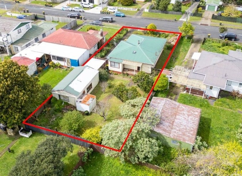 86 Puriri Road, Manurewa, Auckland - Carousel 1