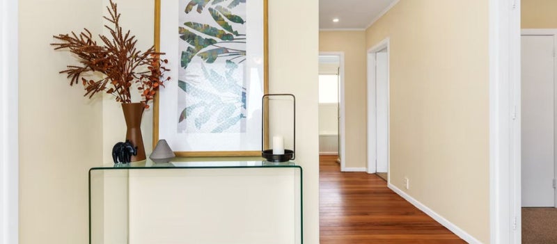 15 Tudor Crescent, Chedworth, Hamilton - Carousel 2