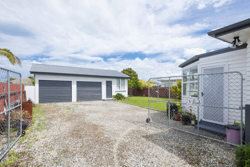 18 Birrell Street, Elgin, Gisborne - Carousel 2