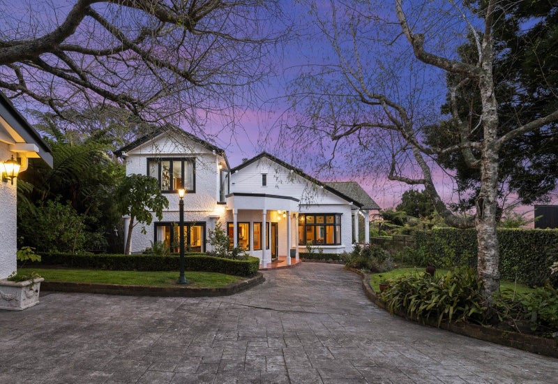 18 Ridge Lane, New Plymouth, New Plymouth - Carousel 1