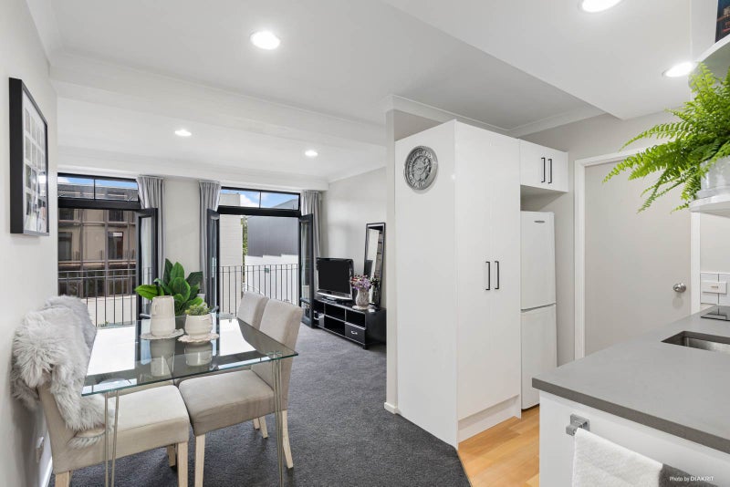 1E/27 Falcon Street, Parnell, Auckland - Carousel 2