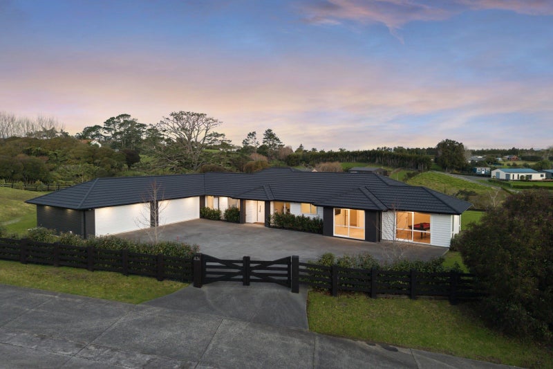 43E Terry Smyth Drive, Kumeū - Carousel 2