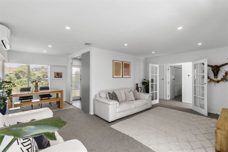 3/9 Roberts Avenue, Bayswater, Auckland - Carousel 2