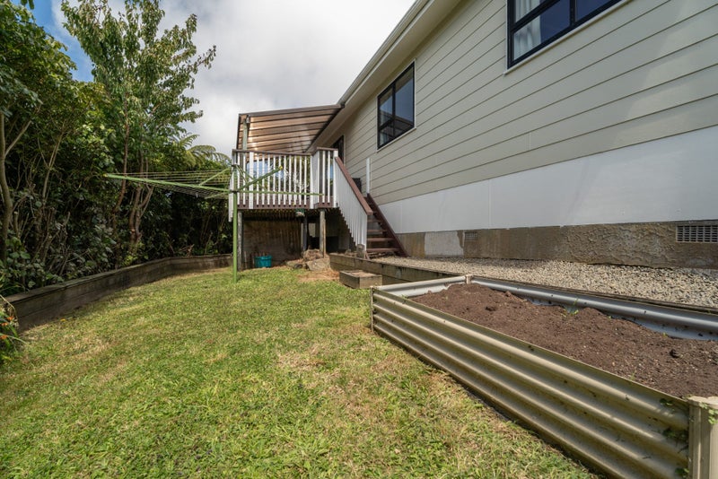 31 Cheltenham Terrace, Newlands, Wellington - Carousel 17