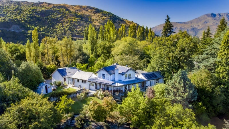 3 Whitechapel Road, Arrow Junction, Queenstown - Carousel 1