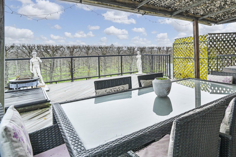 84 Folkestone Drive, Flaxmere, Hastings - Carousel 1