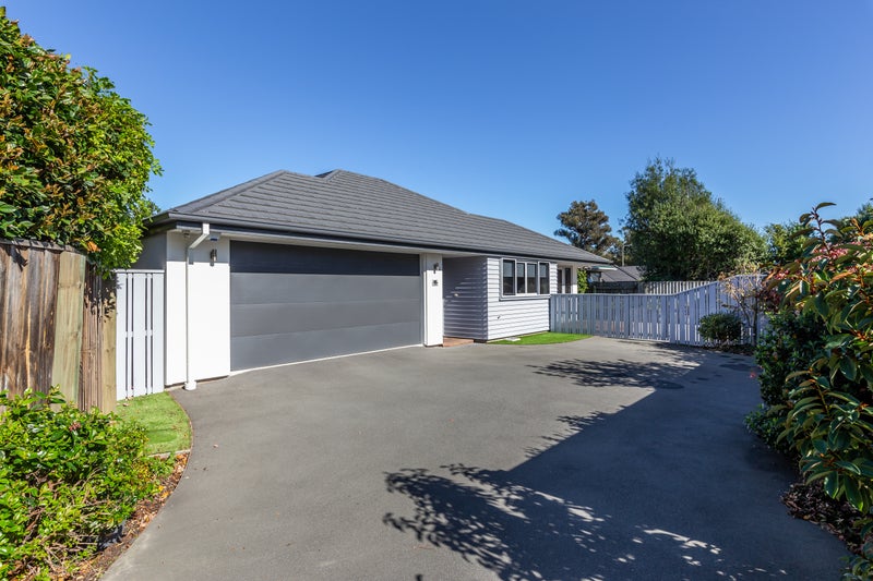15 Locarno Street, Opawa, Christchurch - Carousel 1