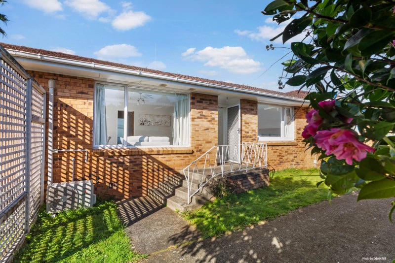 2/29 Inkerman Street, Onehunga, Auckland - Carousel 1