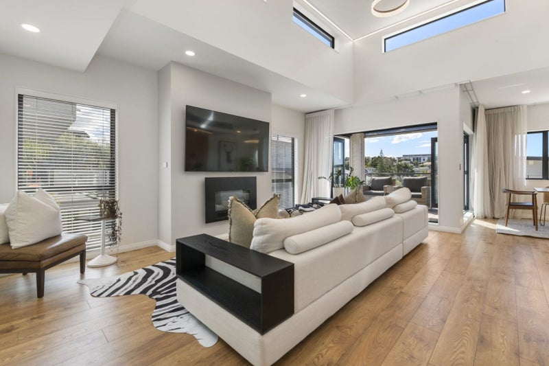 46A Beulah Avenue, Rothesay Bay, Auckland - Carousel 1