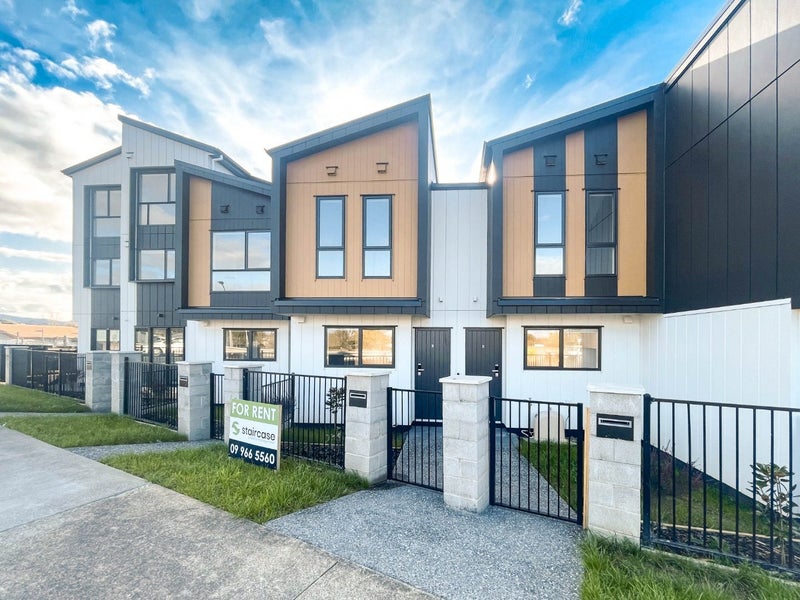 8 Red Arches Road, Henderson, Auckland - Carousel 1