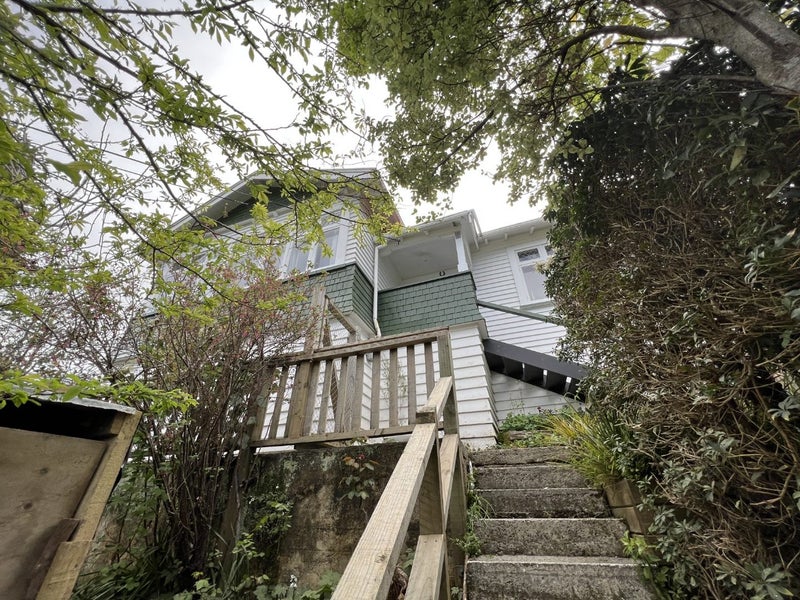 5 Wavell Street, Karori, Wellington - Carousel 18