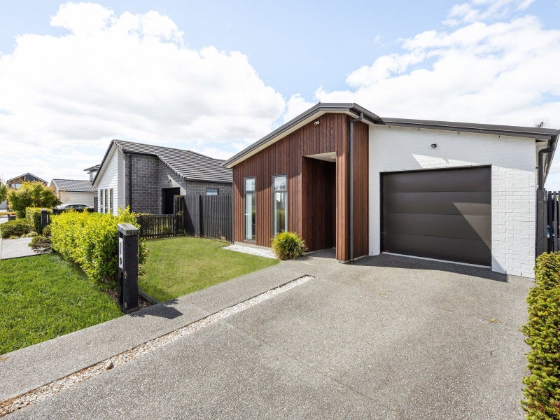 34 Probert Crescent, Chartwell, Hamilton - Carousel 2