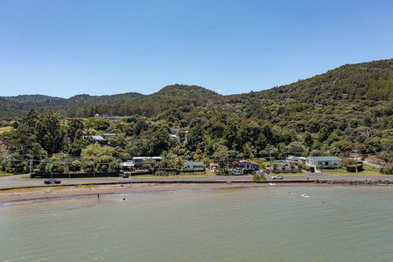 1220 Huia Road, Huia, Auckland - Carousel 2