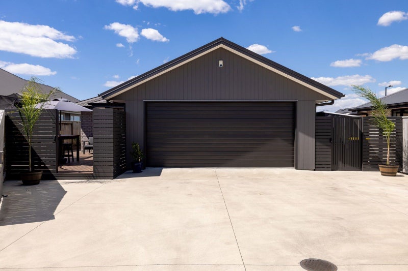 6 WARLOCK WAY, Tauranga - Carousel 21