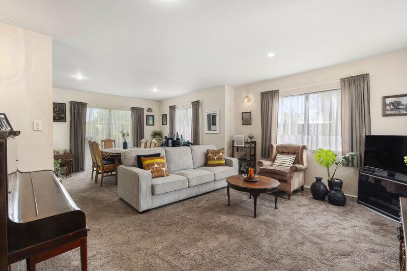 440 Broadway, Miramar, Wellington - Carousel 2