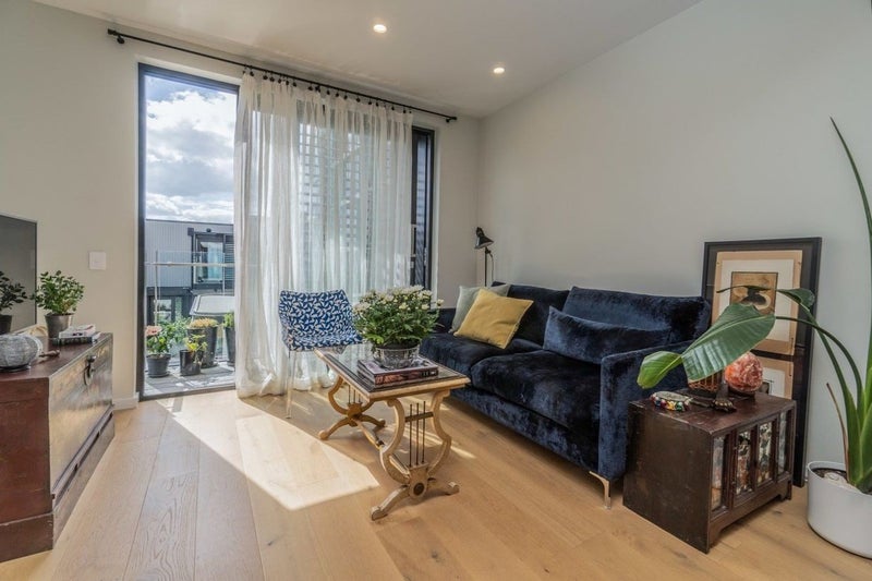 7/236 Kepa Road, Mission Bay, Auckland - Carousel 2