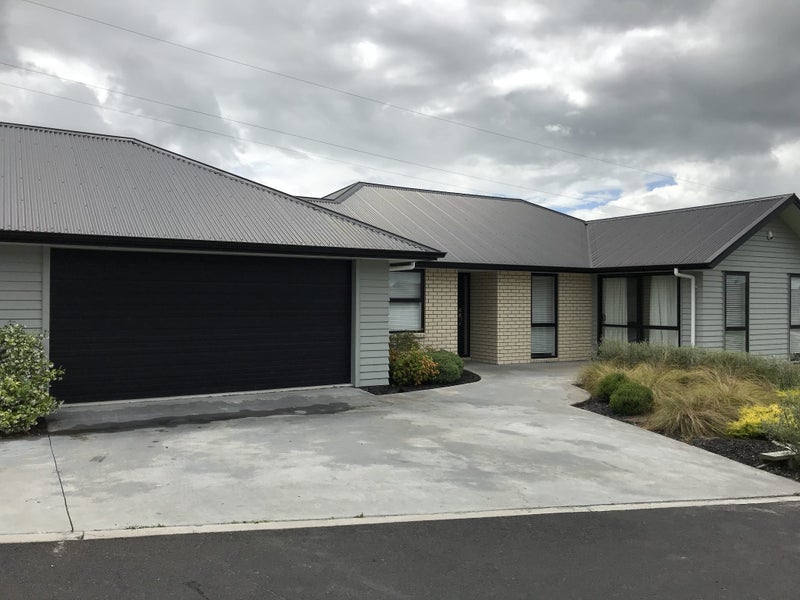 23 Lavender Way, Huntington, Hamilton - Carousel 1