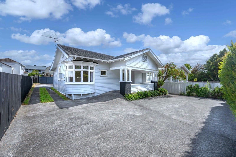 73 Green Lane East, Remuera, Auckland - Carousel 1