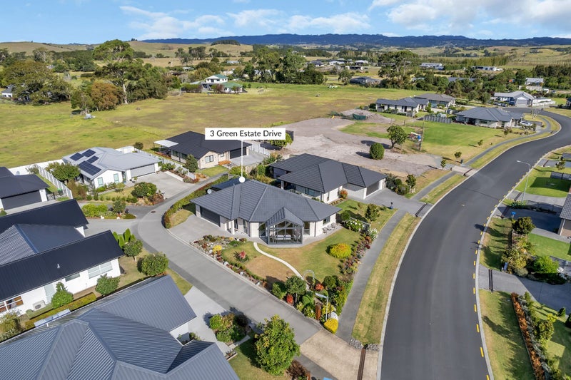 3 Green Estate Drive, Waipu, Waipu - Carousel 1