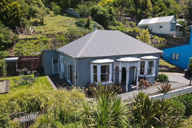 13 Voelas Road, Lyttelton, Lyttelton - Carousel 1