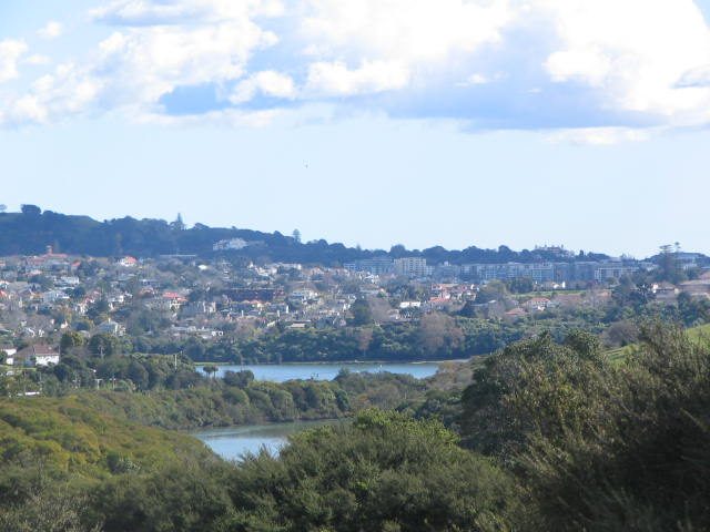 47 Thatcher Street, Mission Bay, Auckland - Carousel 2