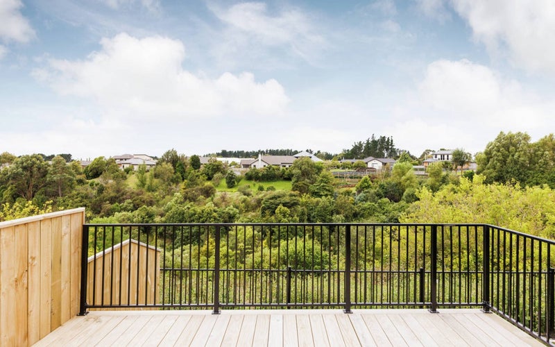 18 Silkwood Place, Fitzherbert, Palmerston North - Carousel 23