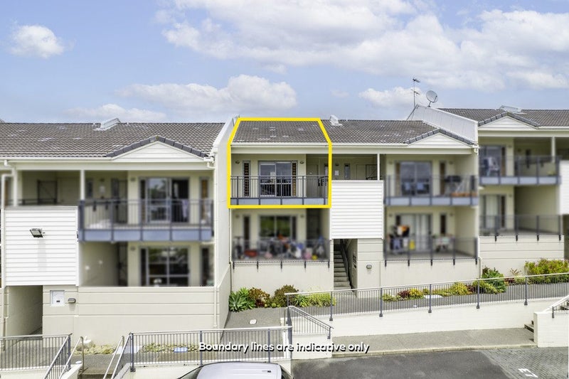14E/71 Spencer Road, Oteha, Auckland - Carousel 1