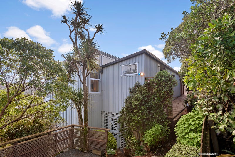 20B Ellora Street, Ngaio, Wellington - Carousel 1