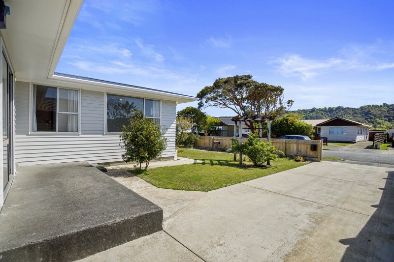 22 Berkeley Road, Wainuiomata, Lower Hutt - Carousel 27