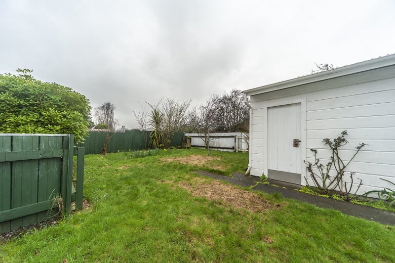 20 Whitley Avenue, Ebdentown, Upper Hutt - Carousel 12