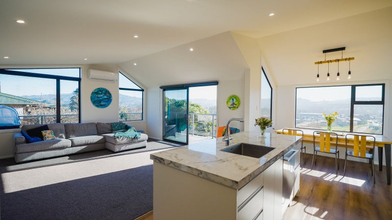 10 Allen Road, Green Island, Dunedin - Carousel 50