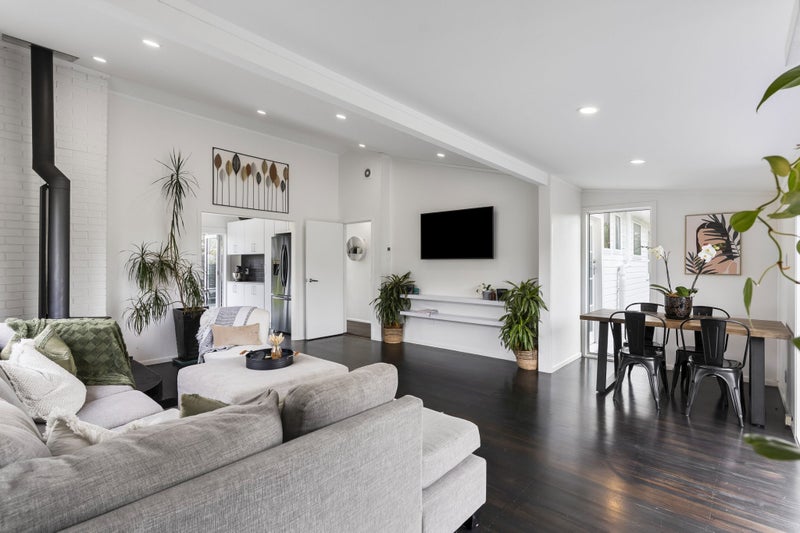 29 Trelawn Place, Cockle Bay, Auckland - Carousel 2