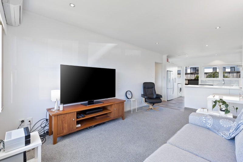 1/3 Stanley Avenue, Milford, Auckland - Carousel 2