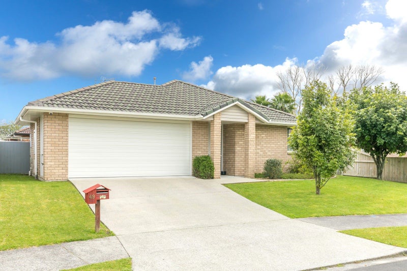 49 Parkside Drive, Huntington, Hamilton - Carousel 1