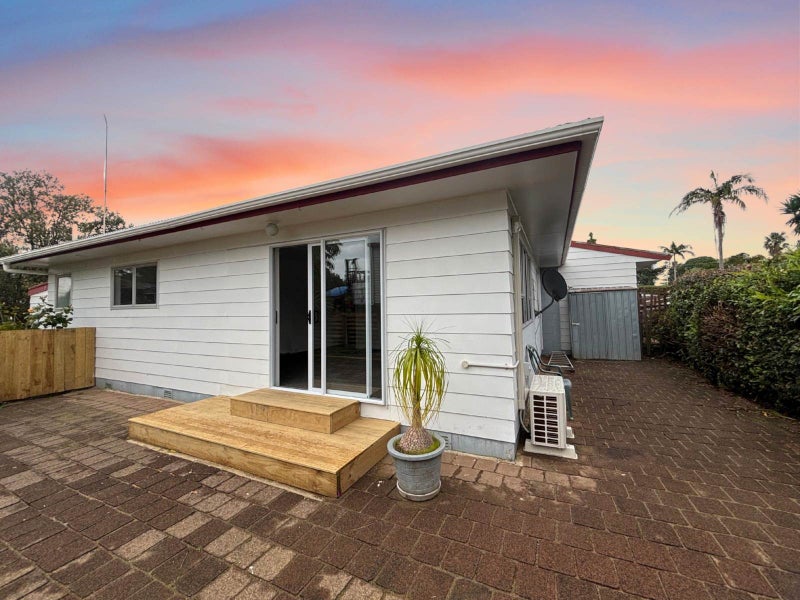 2/3 Whangarei Heads Road, Onerahi, Whangarei - Carousel 1