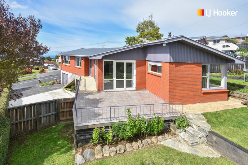 73 Gilkison Street, Halfway Bush, Dunedin - Carousel 1