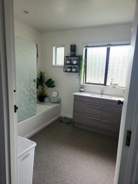 15 Lanes Road, Bridge Hill, Alexandra - Carousel 11