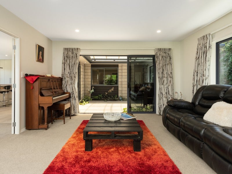 18 Southill Way, Pyes Pa, Tauranga - Carousel 22