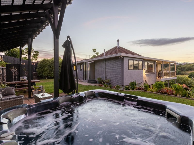 174 Vale Street, Otumoetai, Tauranga - Carousel 2