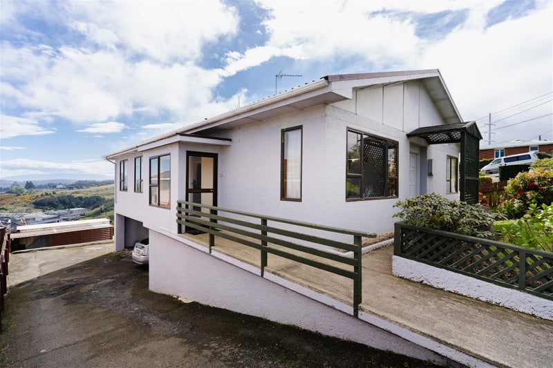 176 Mornington Road, Kenmure, Dunedin - Carousel 1