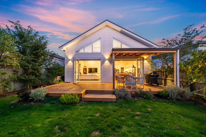 35 Ava Street, Petone, Lower Hutt - Carousel 31